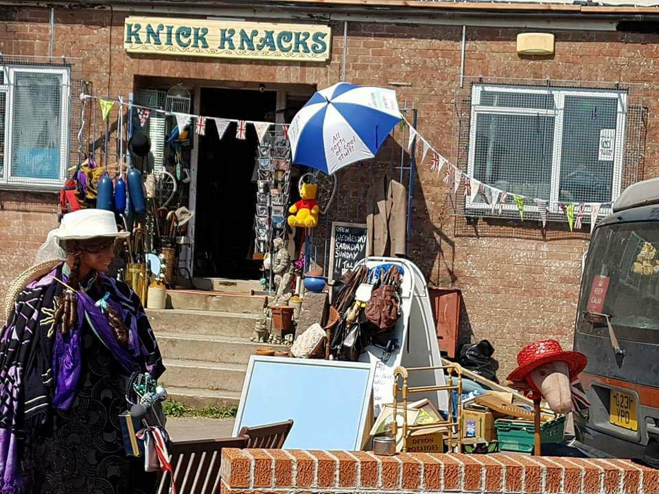 Knick Knacks Whitecroft